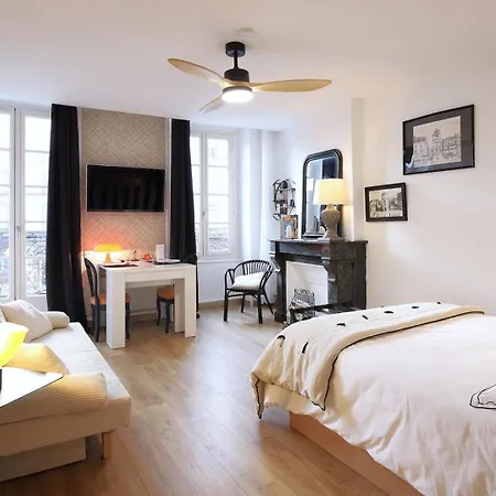 Lägenhet Hyper Centre Avec Balcon